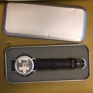 Canal+ watch needs new battery black leather band